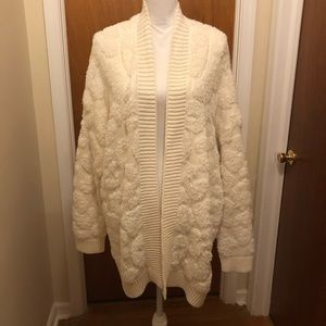 *BRAND NEW* Cream Leopard Print Sweater